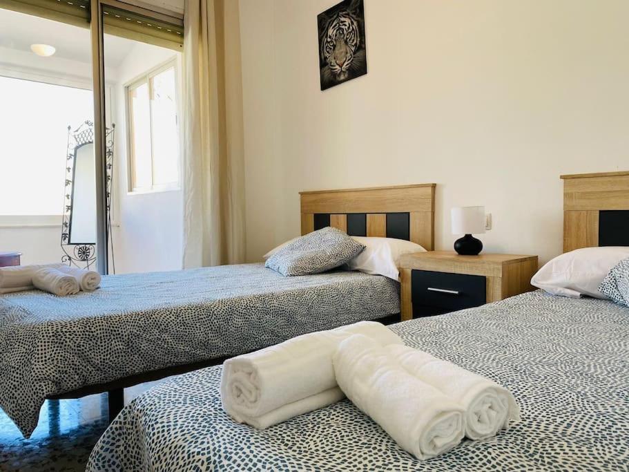 Almirante 1º Linea De Playa Con Parking Apartamento *